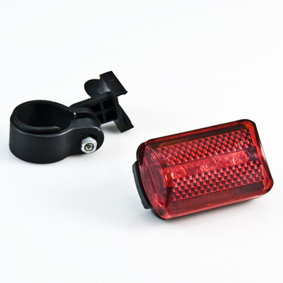 自行車尾燈選購指南 價格、廠家與圖片全解析，兼談尾燈、倒車燈與騎行內衣的實用關聯